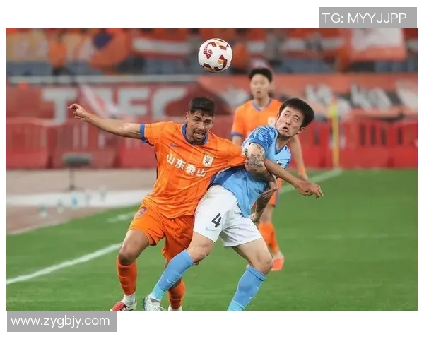 中超焦点战恒大迎战深圳队全力争胜展现球队实力与斗志